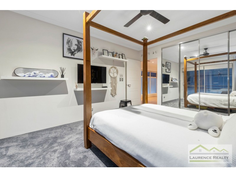 10 Swansea Promenade, Mindarie WA 6030