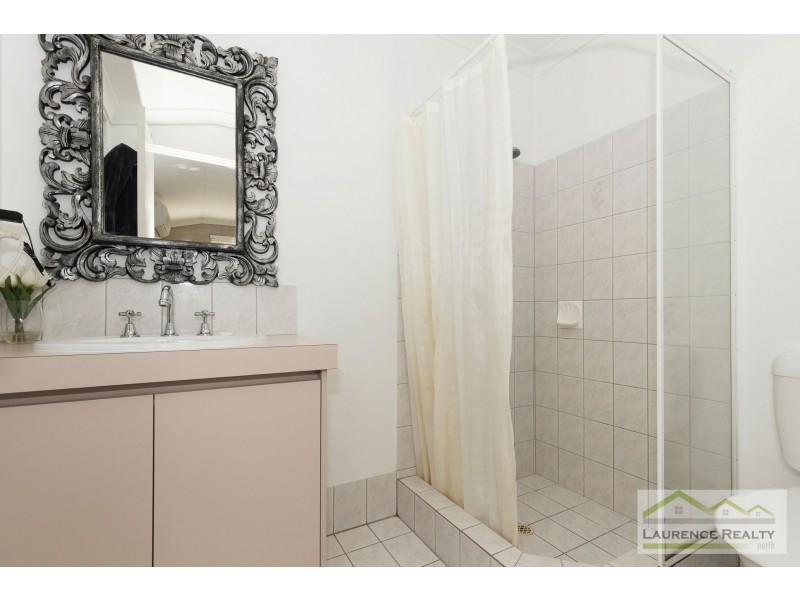 24 Limetree Circuit, Mindarie WA 6030