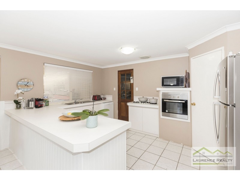 24 Limetree Circuit, Mindarie WA 6030