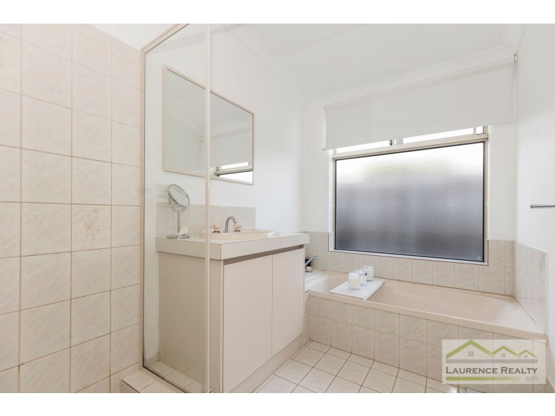 24 Limetree Circuit, Mindarie WA 6030