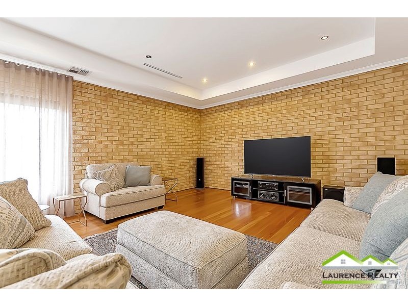 6 Melvich Green, Butler WA 6036