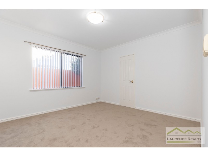 5 Seville Crest, Mindarie WA 6030