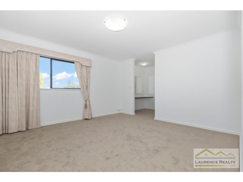 5 Seville Crest, Mindarie WA 6030