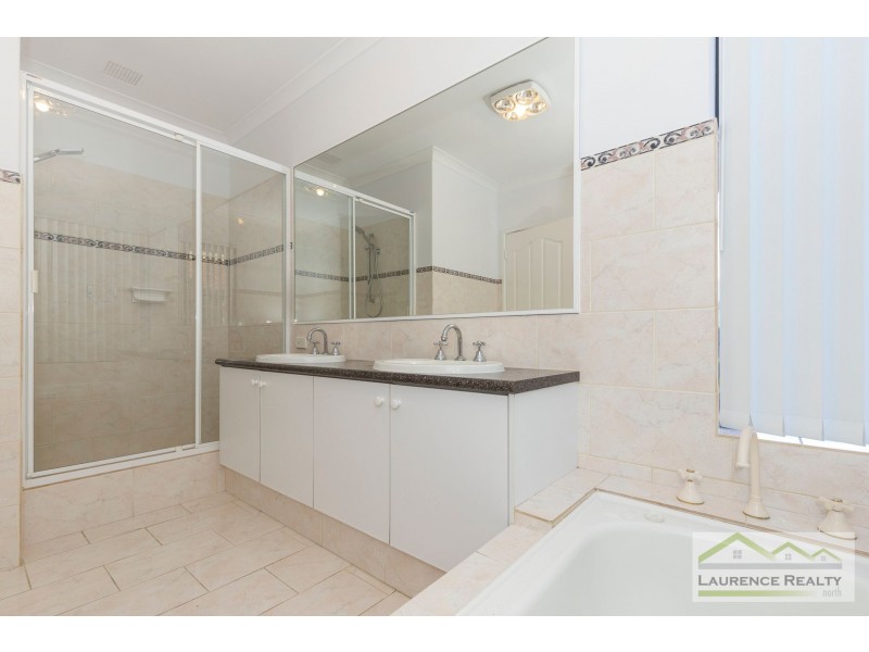 5 Seville Crest, Mindarie WA 6030