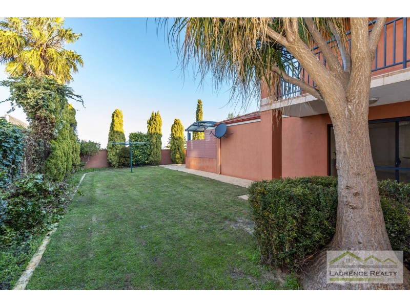 5 Seville Crest, Mindarie WA 6030