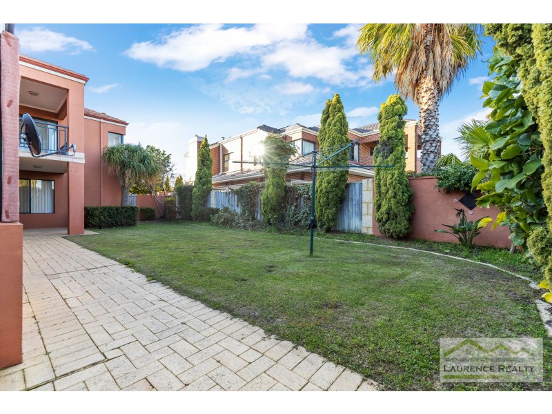 5 Seville Crest, Mindarie WA 6030