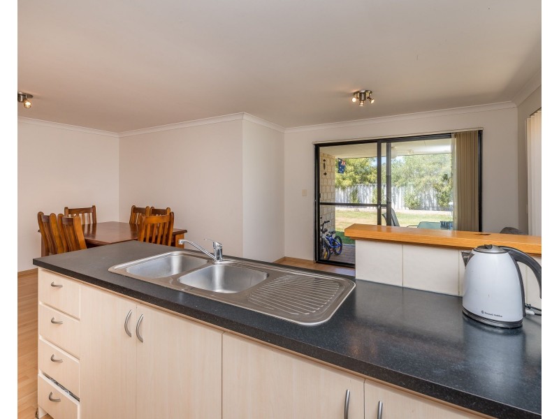 5 Ferry Way, Quinns Rocks WA 6030