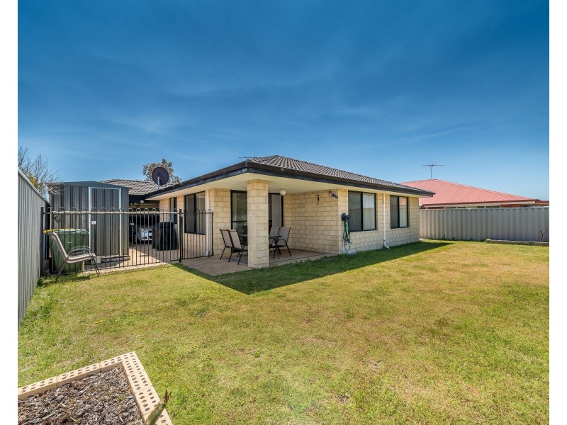 5 Ferry Way, Quinns Rocks WA 6030
