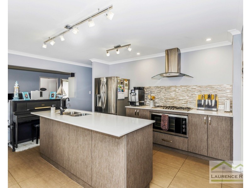 54 Glasshouse Drive, Banksia Grove WA 6031