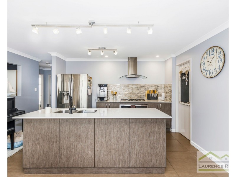 54 Glasshouse Drive, Banksia Grove WA 6031