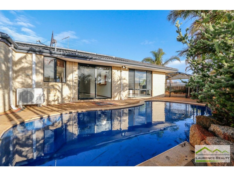 15 Mal Bay Court, Mindarie WA 6030