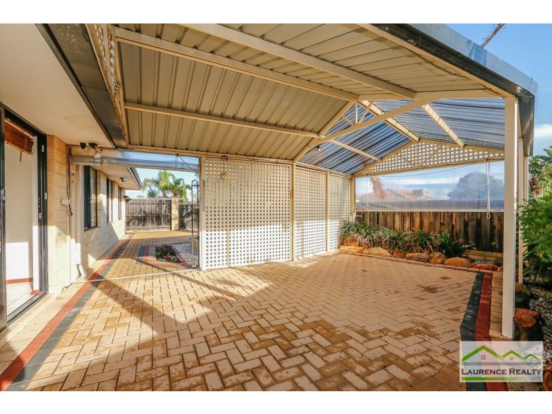 15 Mal Bay Court, Mindarie WA 6030