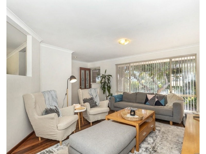 12 Throssell Place, Clarkson WA 6030