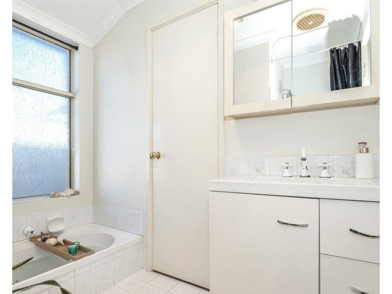 12 Throssell Place, Clarkson WA 6030