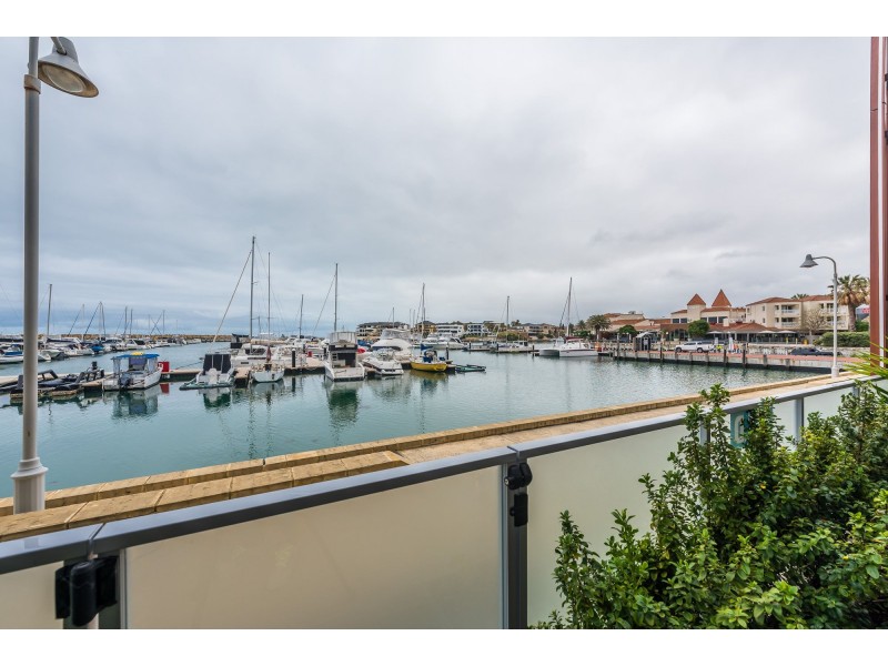 LG 4/1 Tacoma Lane, Mindarie WA 6030