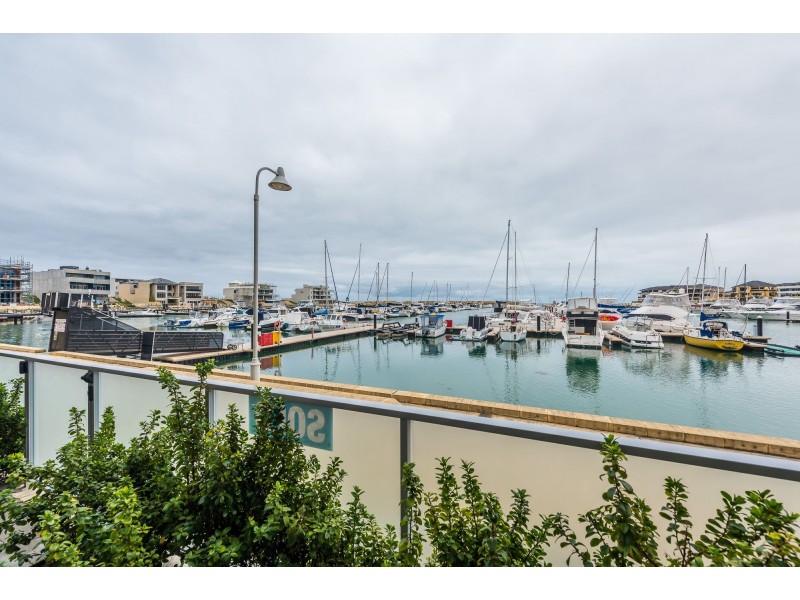 LG 4/1 Tacoma Lane, Mindarie WA 6030