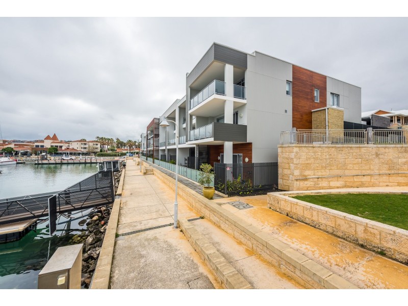 LG 4/1 Tacoma Lane, Mindarie WA 6030