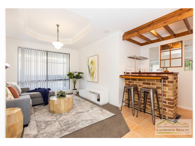 8 Ayr Way, Mindarie WA 6030