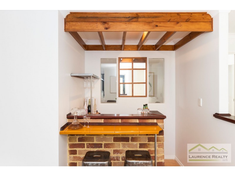 8 Ayr Way, Mindarie WA 6030