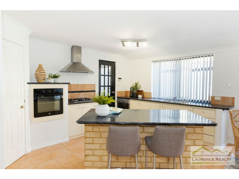 8 Ayr Way, Mindarie WA 6030