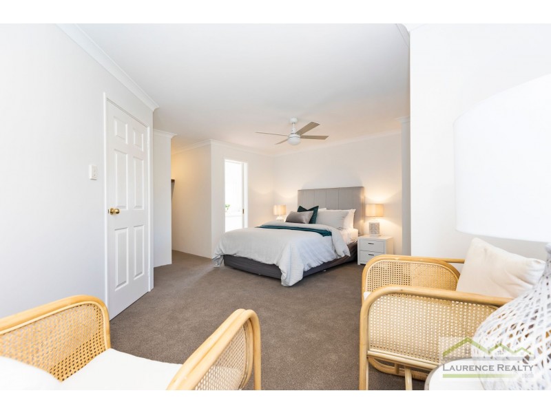 8 Ayr Way, Mindarie WA 6030