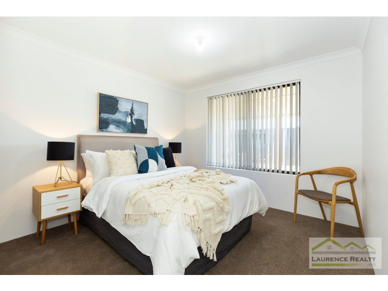 8 Ayr Way, Mindarie WA 6030