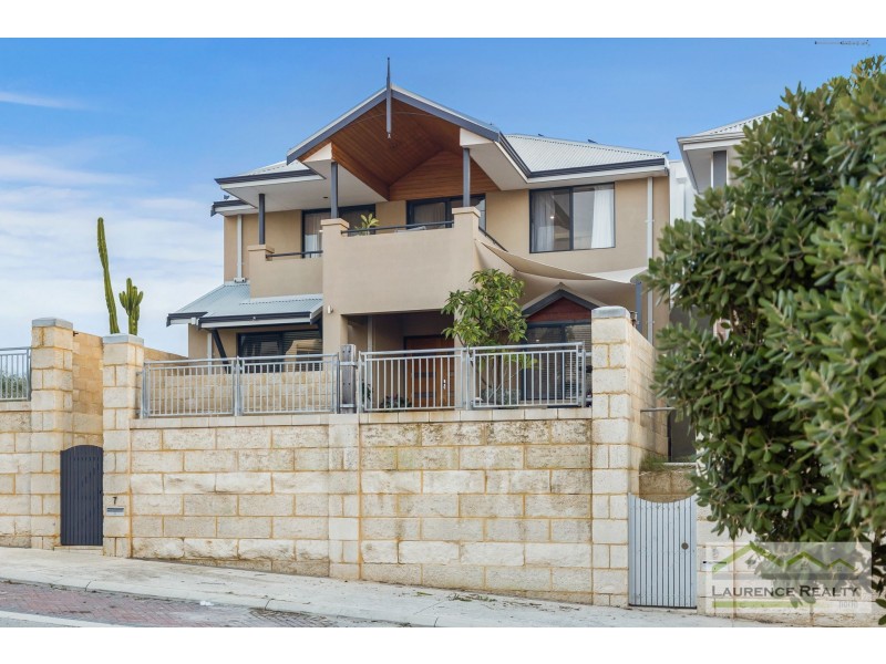 7 Penzance Terrace, Mindarie WA 6030