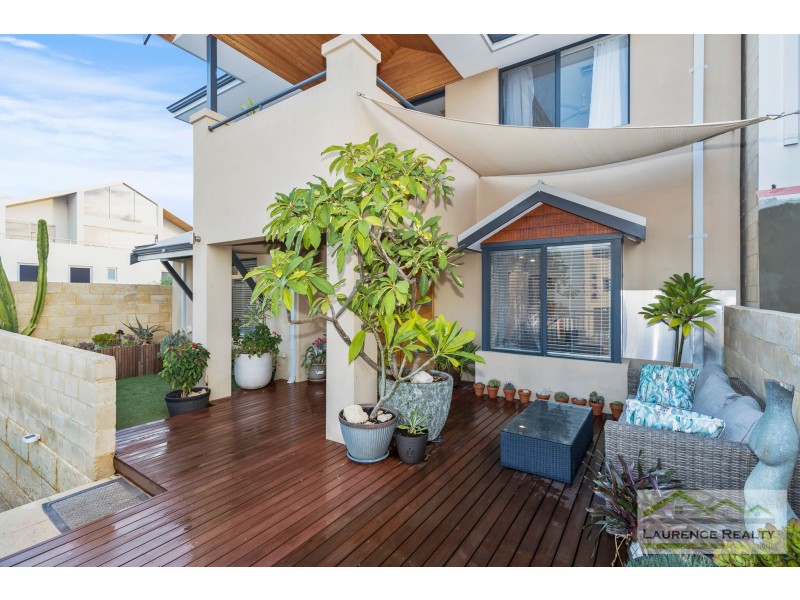 7 Penzance Terrace, Mindarie WA 6030