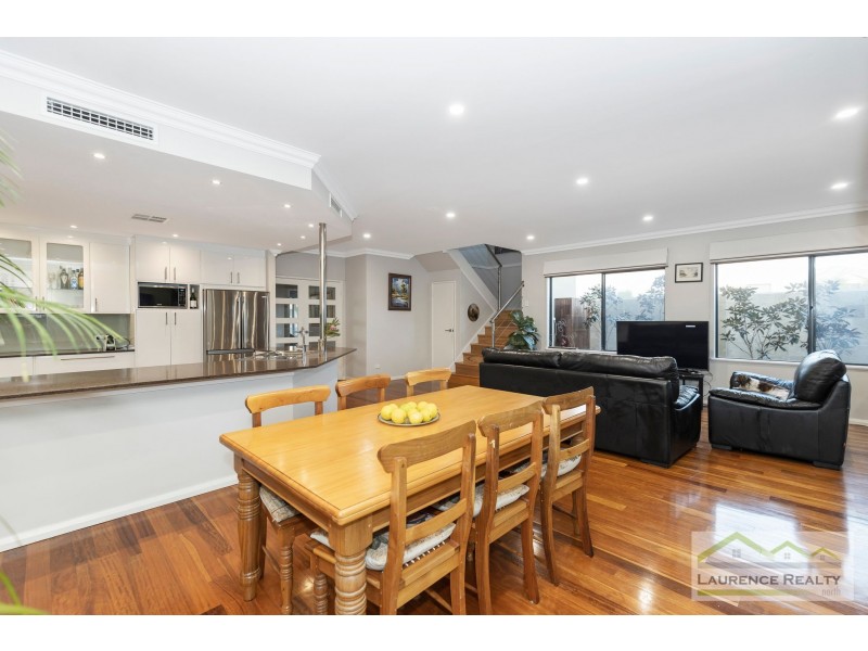 7 Penzance Terrace, Mindarie WA 6030