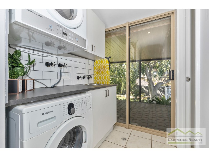 10 Banfield Grove, Clarkson WA 6030