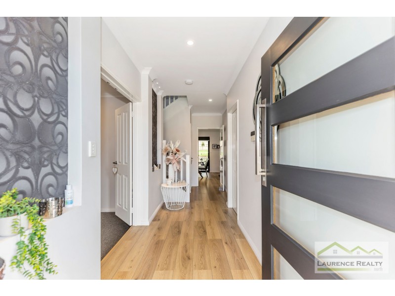 10 Lena Pass, Mindarie WA 6030