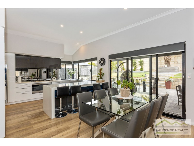 10 Lena Pass, Mindarie WA 6030