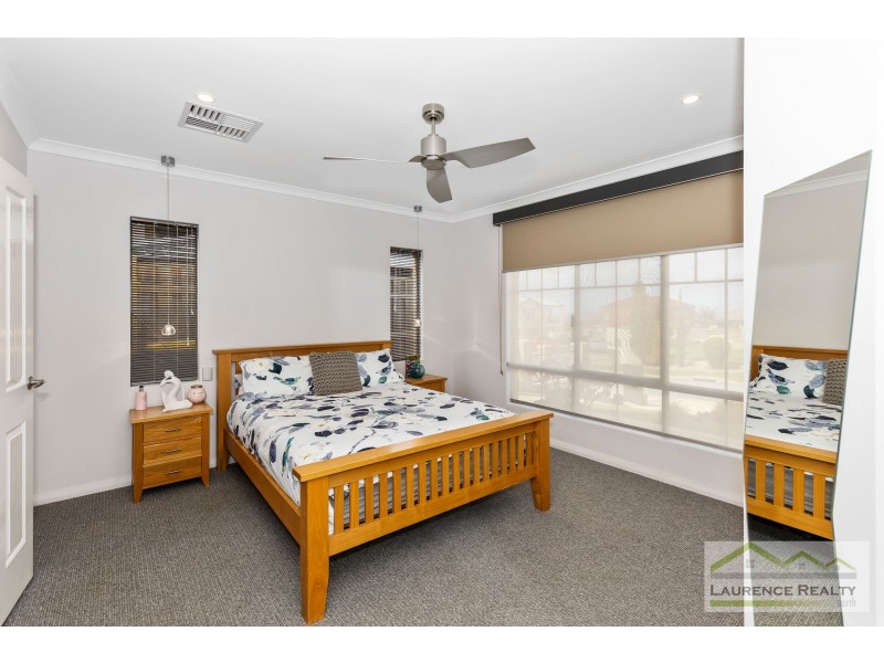 10 Lena Pass, Mindarie WA 6030