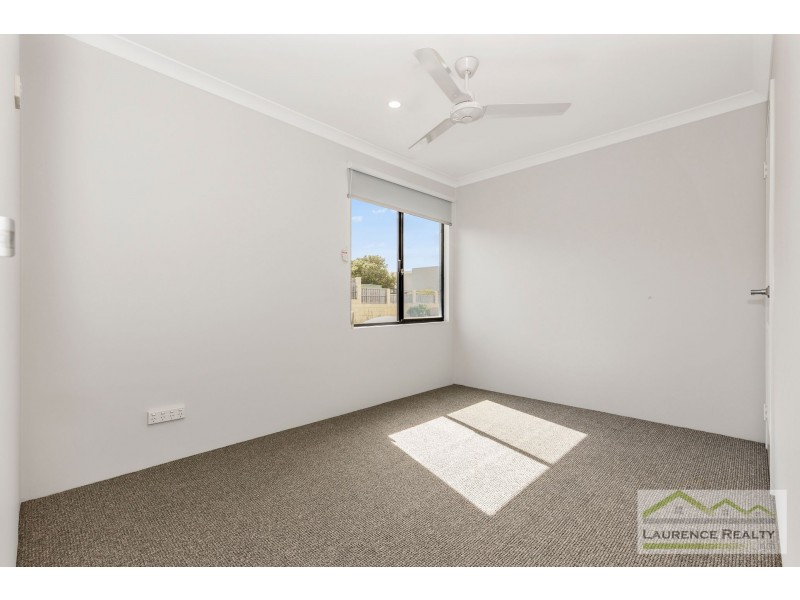 10 Lena Pass, Mindarie WA 6030