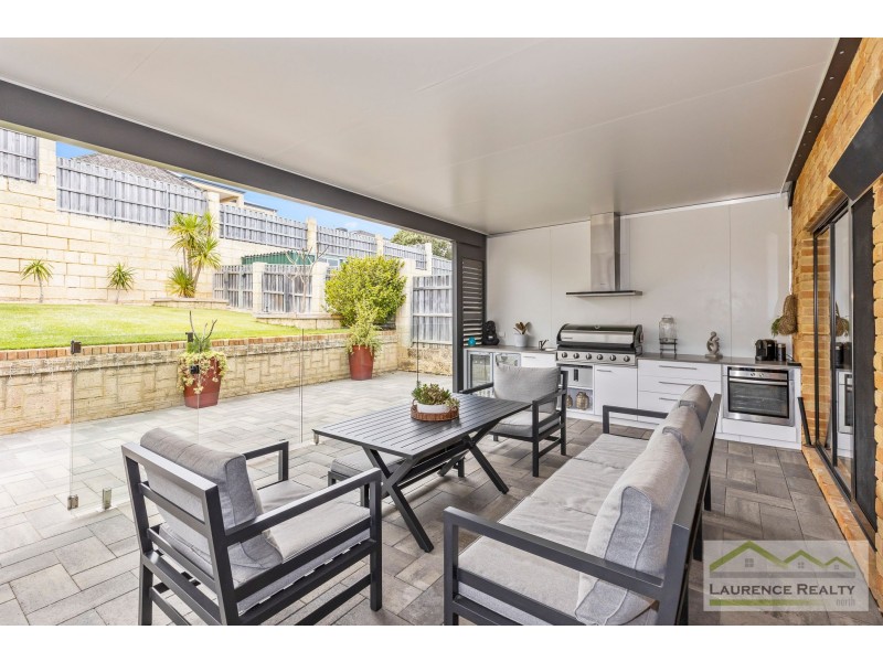 10 Lena Pass, Mindarie WA 6030