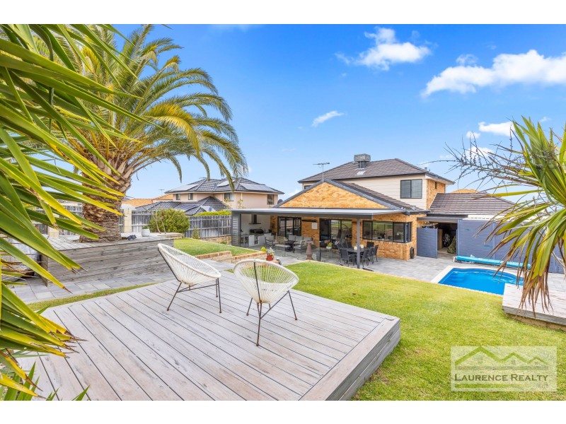 10 Lena Pass, Mindarie WA 6030