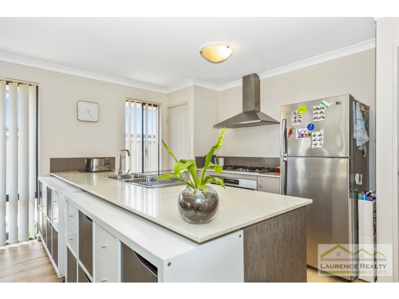 46 Leschenault Loop, Banksia Grove WA 6031