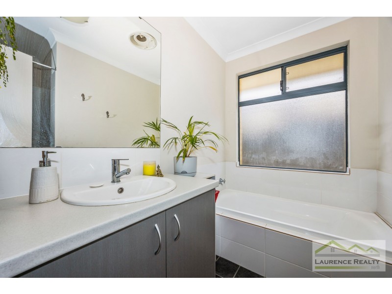 46 Leschenault Loop, Banksia Grove WA 6031