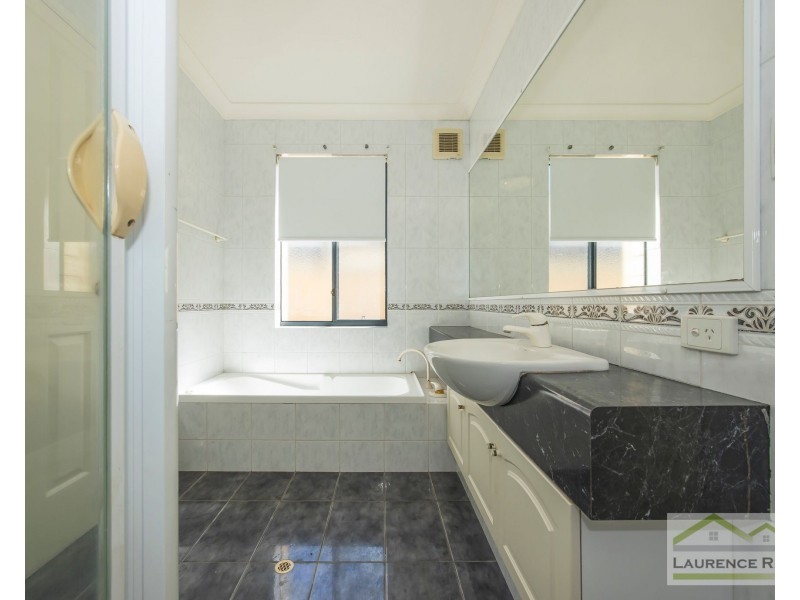 11 Caldera Close, Mindarie WA 6030