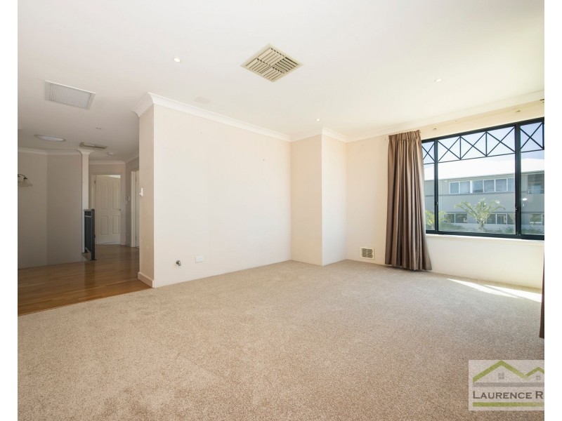 11 Caldera Close, Mindarie WA 6030