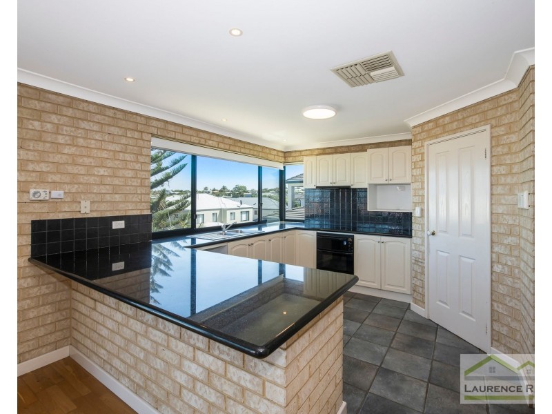 11 Caldera Close, Mindarie WA 6030