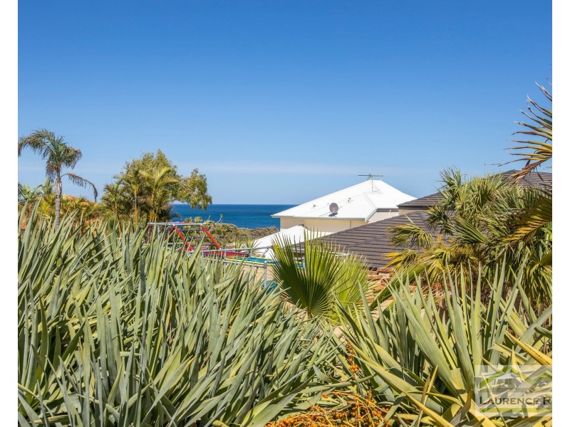 11 Caldera Close, Mindarie WA 6030