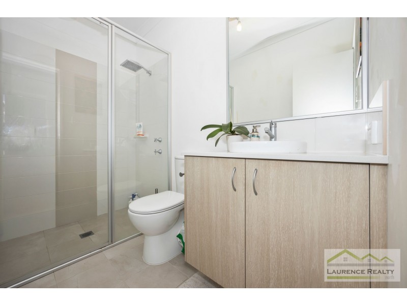 4 Bellefontaine Grove, Mindarie WA 6030