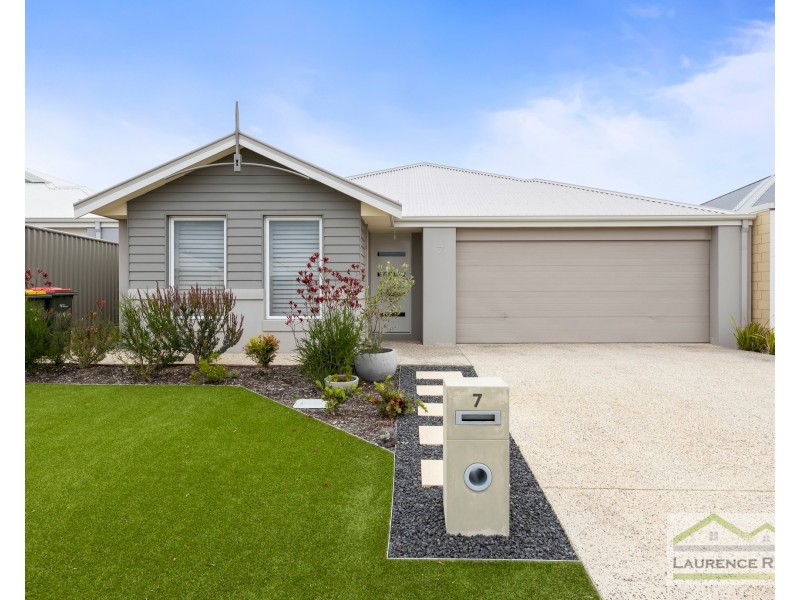 7 Manila Road, Clarkson WA 6030