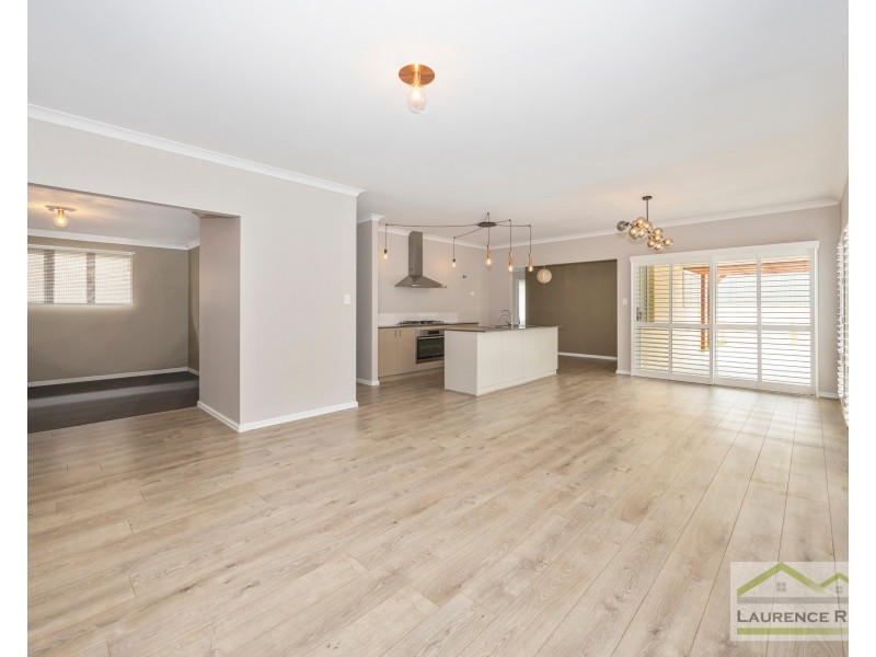 7 Manila Road, Clarkson WA 6030