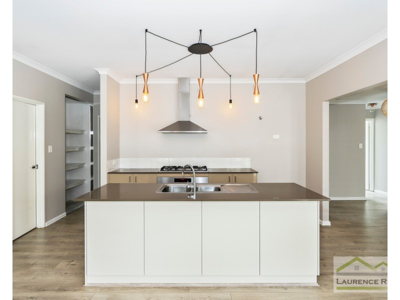 7 Manila Road, Clarkson WA 6030