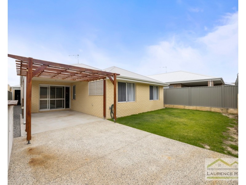 7 Manila Road, Clarkson WA 6030