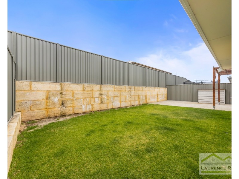 7 Manila Road, Clarkson WA 6030