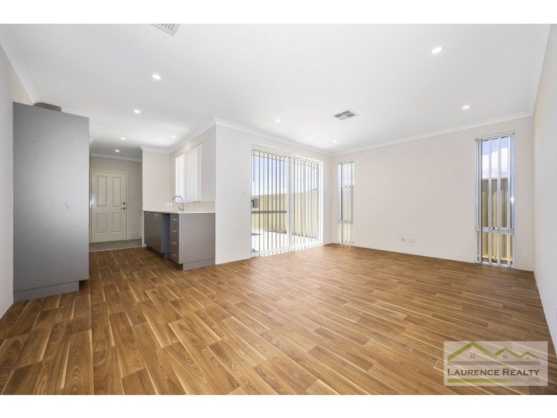 17 Reef Break Drive, Two Rocks WA 6037