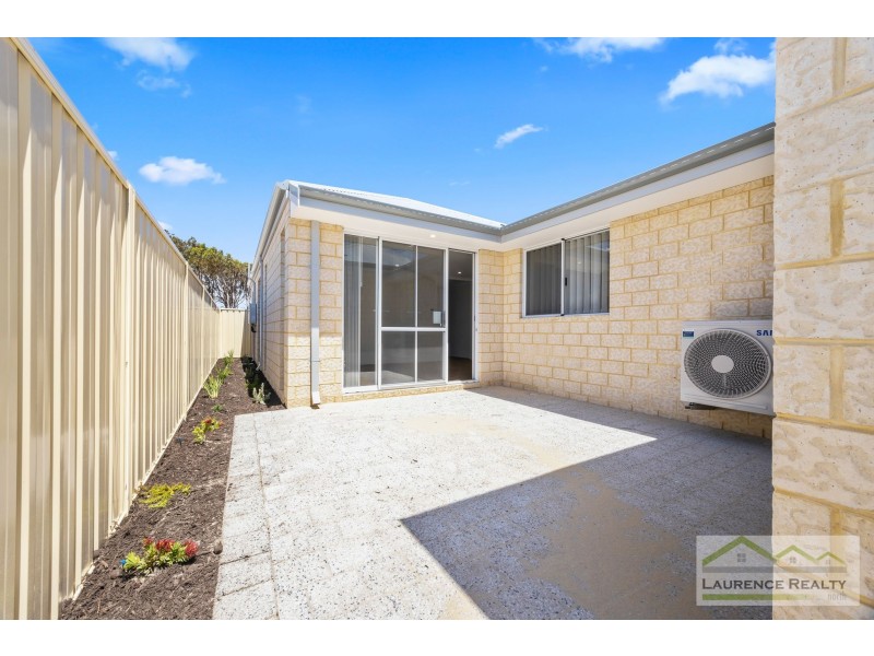 17 Reef Break Drive, Two Rocks WA 6037